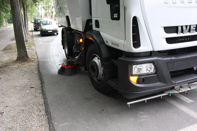 Zamiatarki Dulevo 7500 SKY-4 